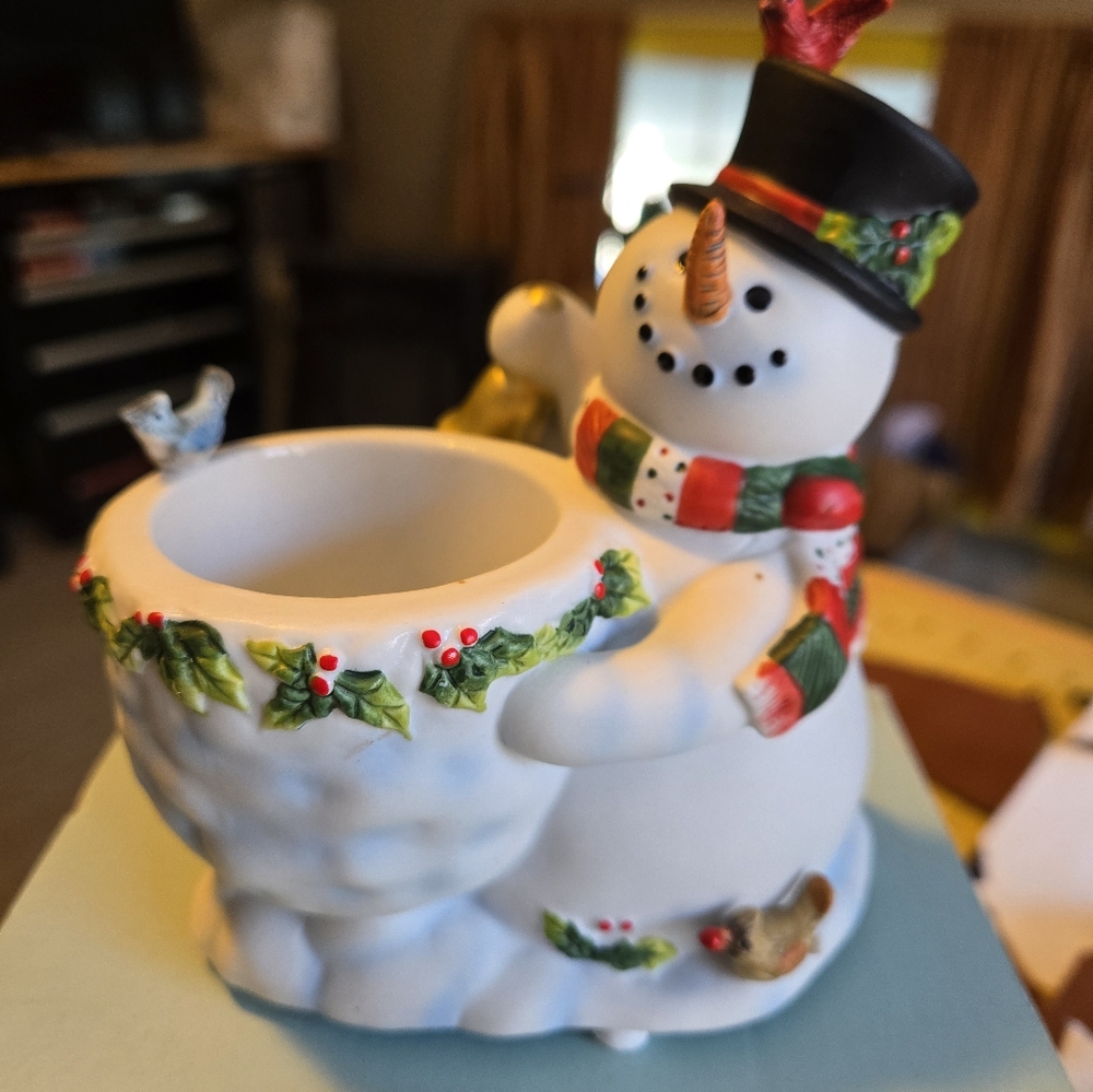 NWOT Party Lite Snowbell votive holder